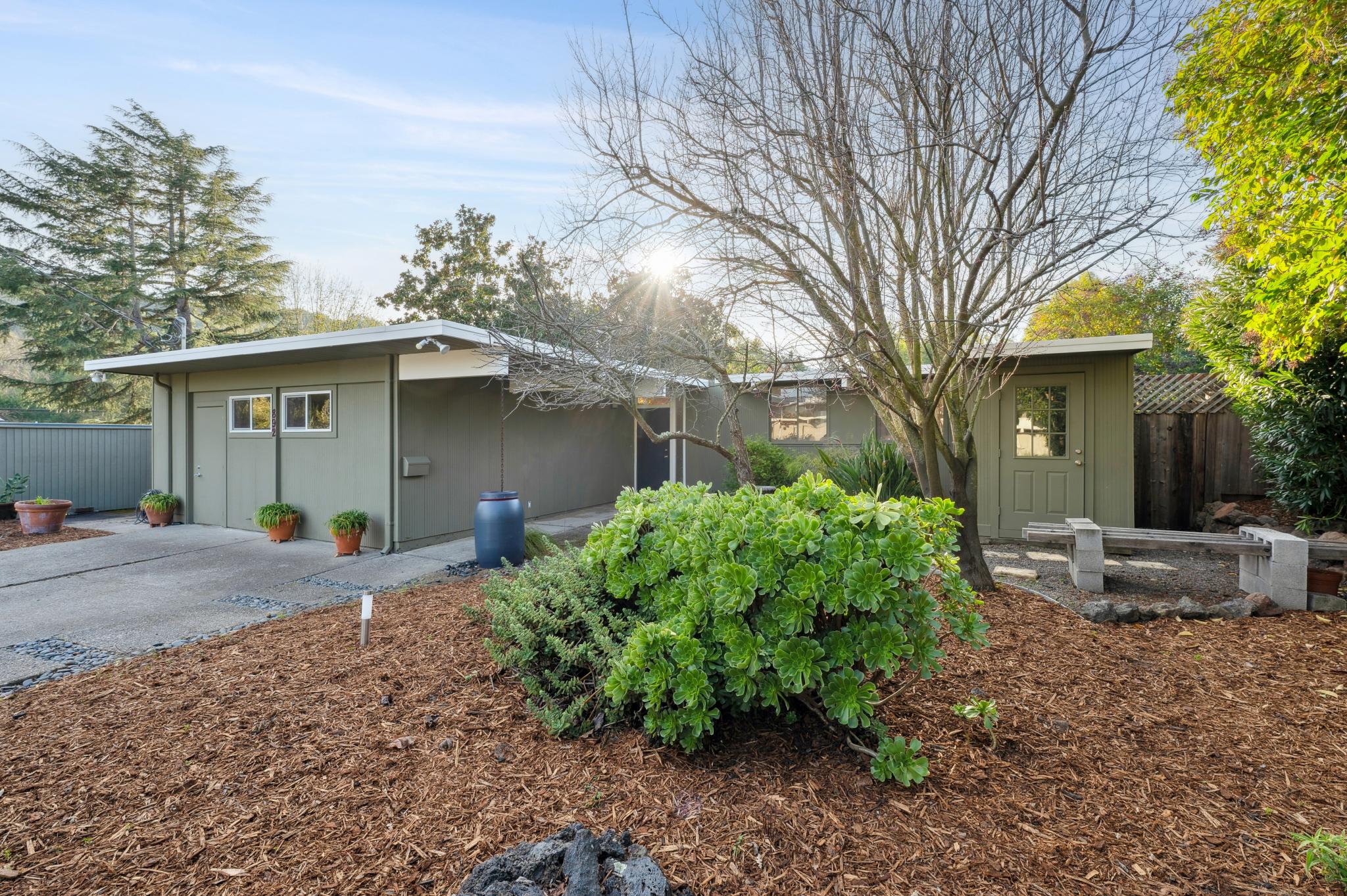 Photo of 892 Greenberry Lane