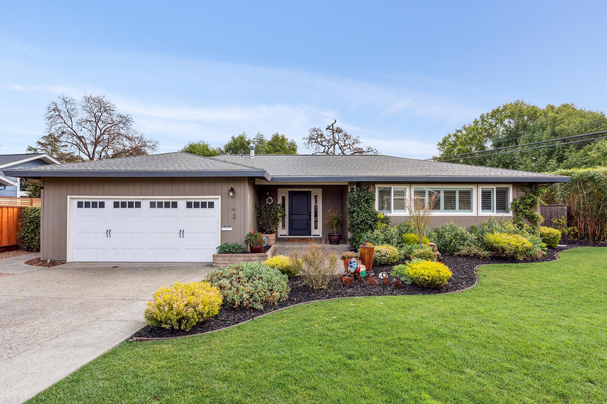 Photo of 2 Linda Court